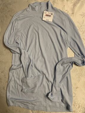 American Eagle Pale Blue Ribbed Mock Neck Top